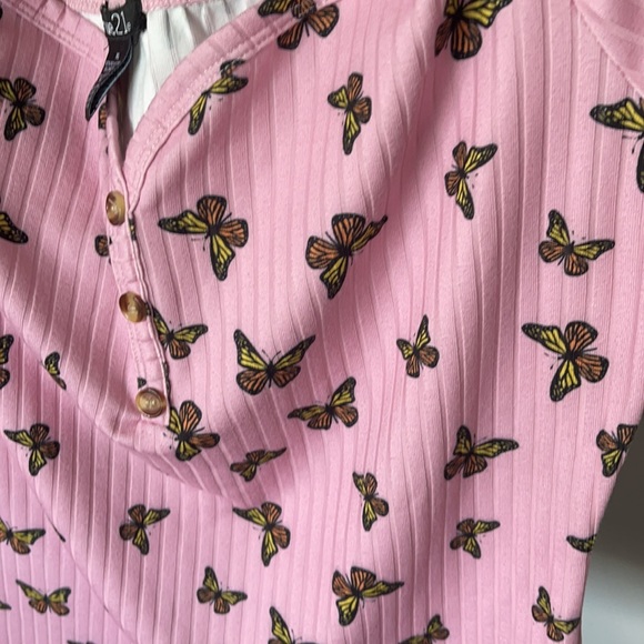 Rue 21 top - Picture 2 of 4